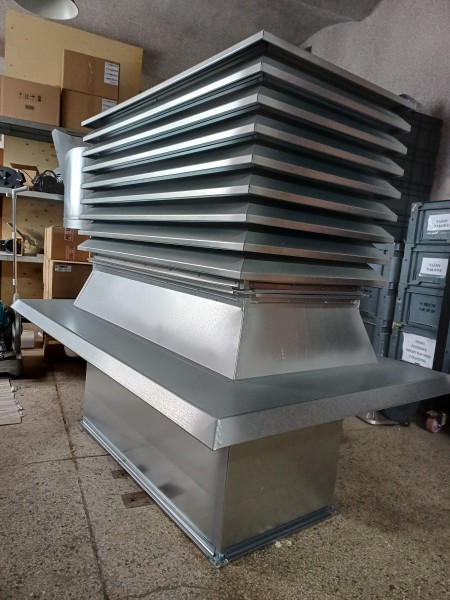 Czerpnia dachowa prostokątna typ B z podstawą dachową A2